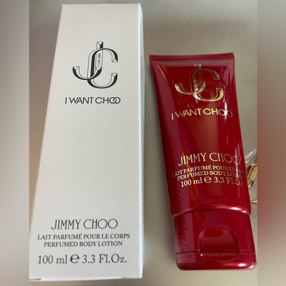 Jimmy Choo login perfumes, lotion, and pouch - Picture 2 of 5